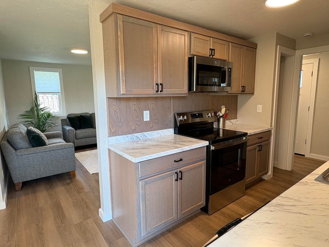 Photo of 107 NW Fir Avenue 17 of 51