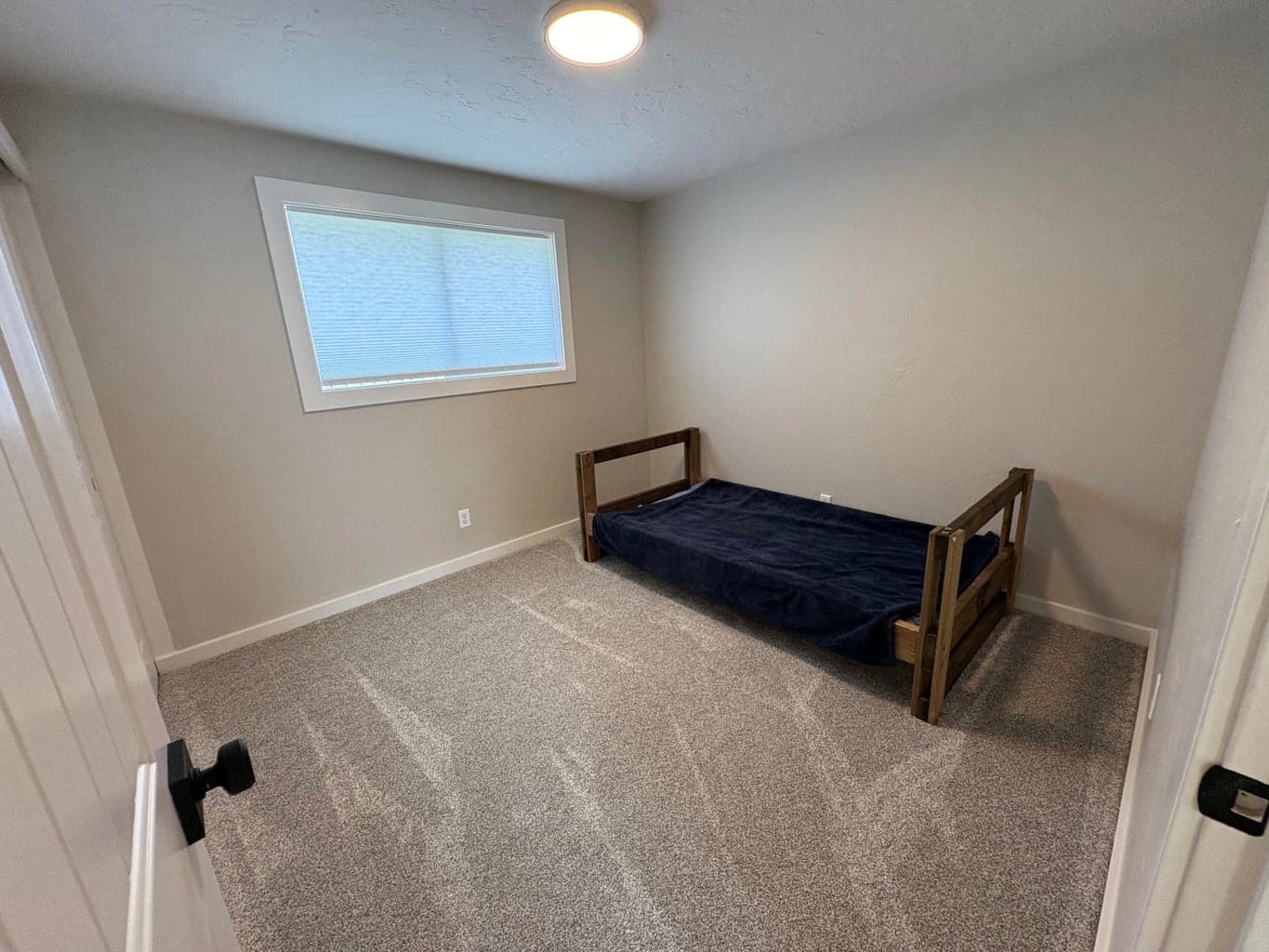 Photo of 107 NW Fir Avenue 35 of 51