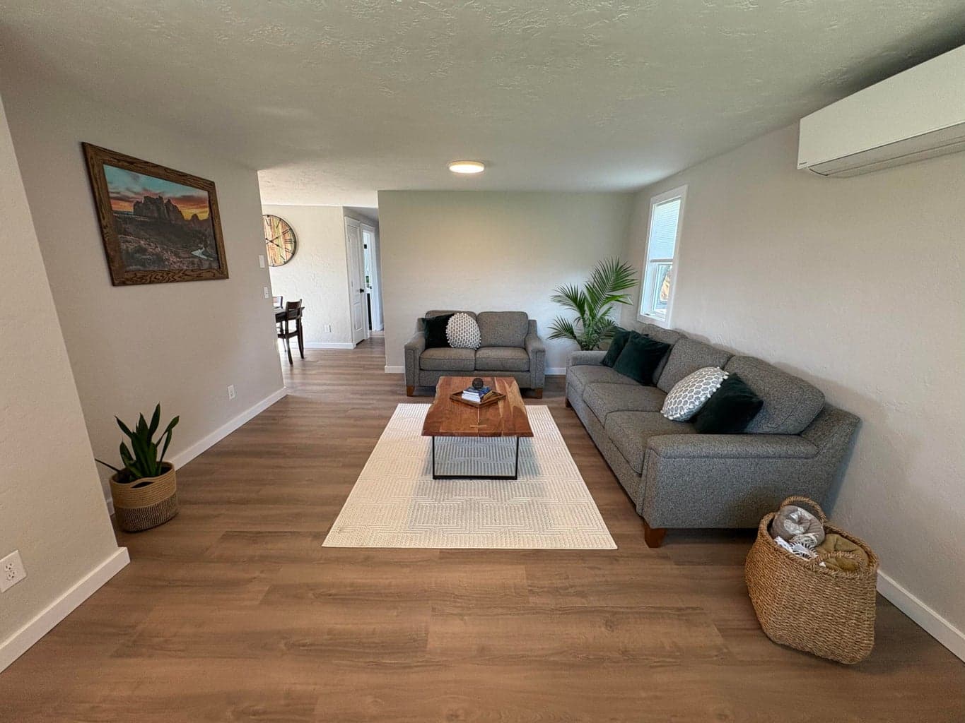Photo of 107 NW Fir Avenue 22 of 51