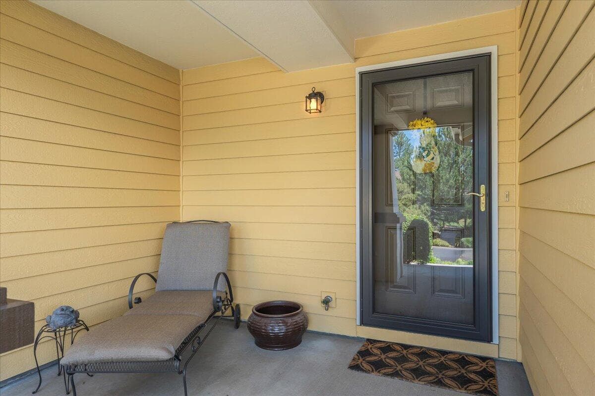 Photo of 61422 Rock Bluff Lane 7 of 69