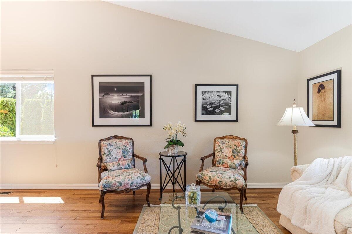 Photo of 61422 Rock Bluff Lane 12 of 69