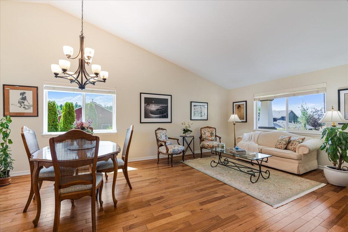Photo of 61422 Rock Bluff Lane 13 of 69