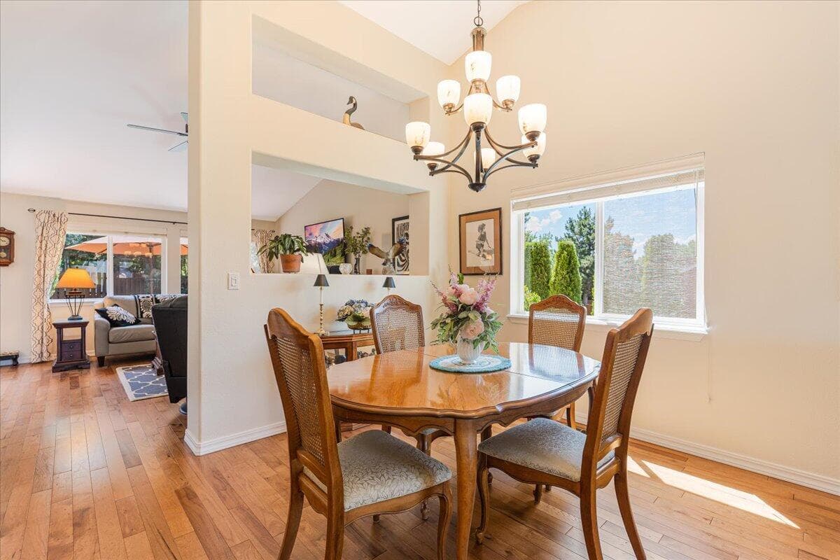 Photo of 61422 Rock Bluff Lane 17 of 69