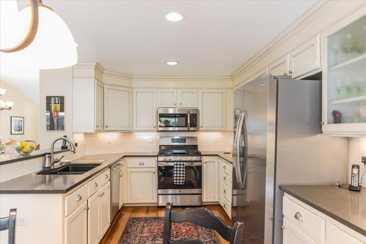 Photo of 61422 Rock Bluff Lane 29 of 69