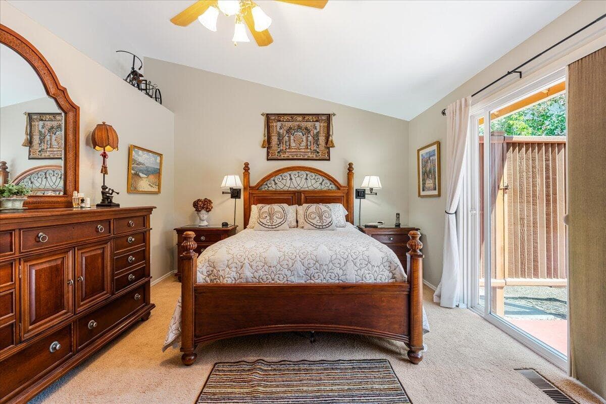 Photo of 61422 Rock Bluff Lane 33 of 69