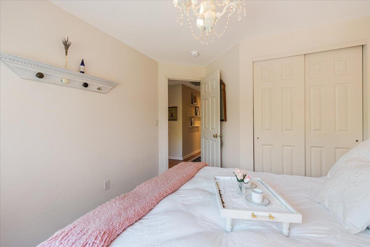 Photo of 61422 Rock Bluff Lane 39 of 69