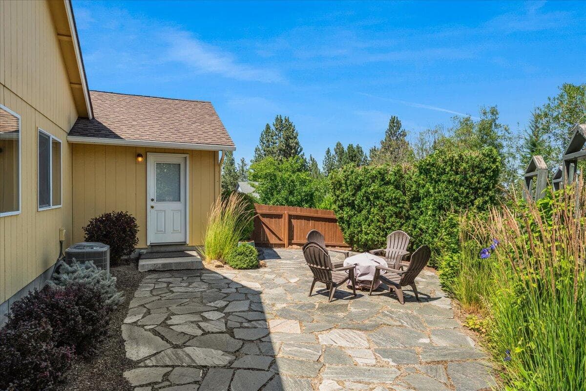 Photo of 61422 Rock Bluff Lane 44 of 69