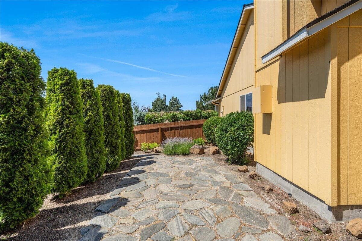 Photo of 61422 Rock Bluff Lane 54 of 69