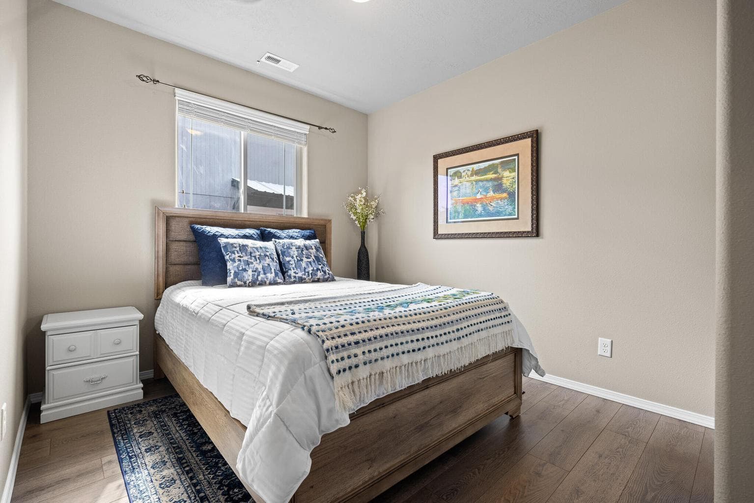 Photo of 3124 SW Cascade Avenue 17 of 38