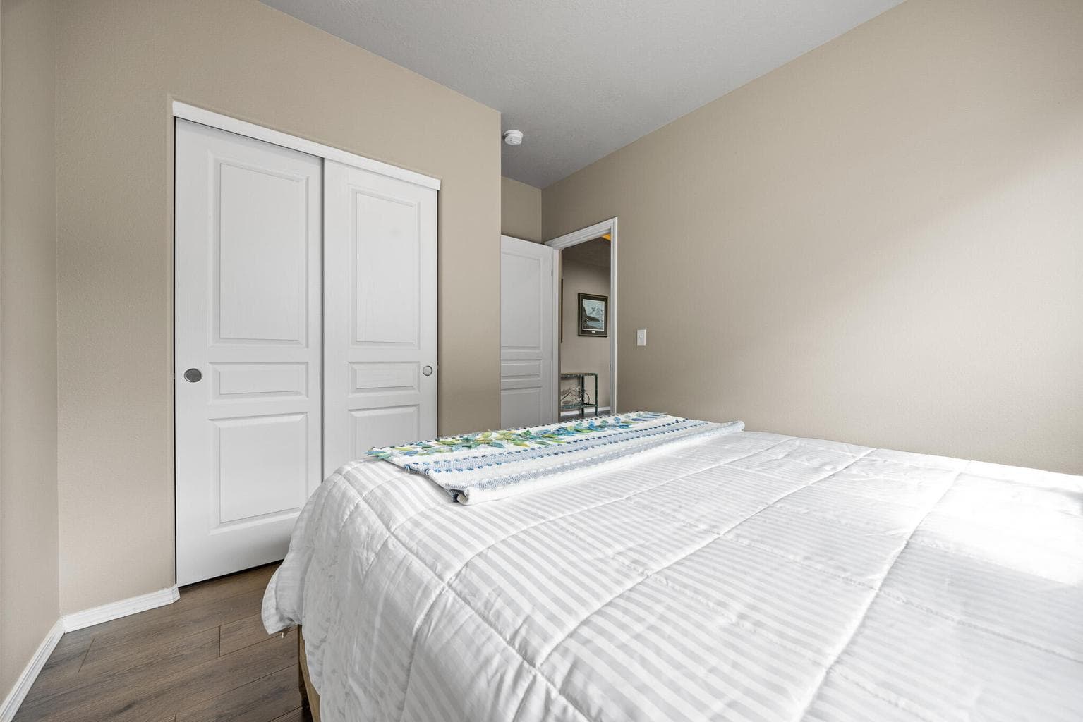 Photo of 3124 SW Cascade Avenue 18 of 38