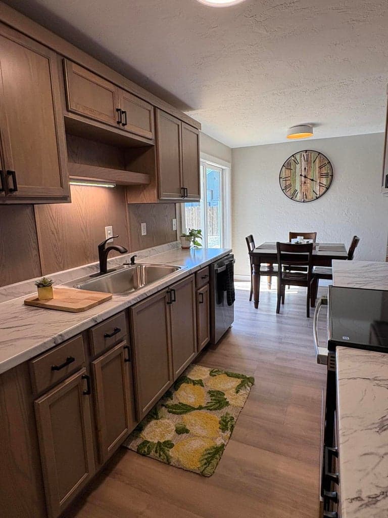 Photo of 107 NW Fir Avenue 12 of 51