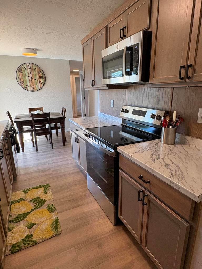 Photo of 107 NW Fir Avenue 13 of 51