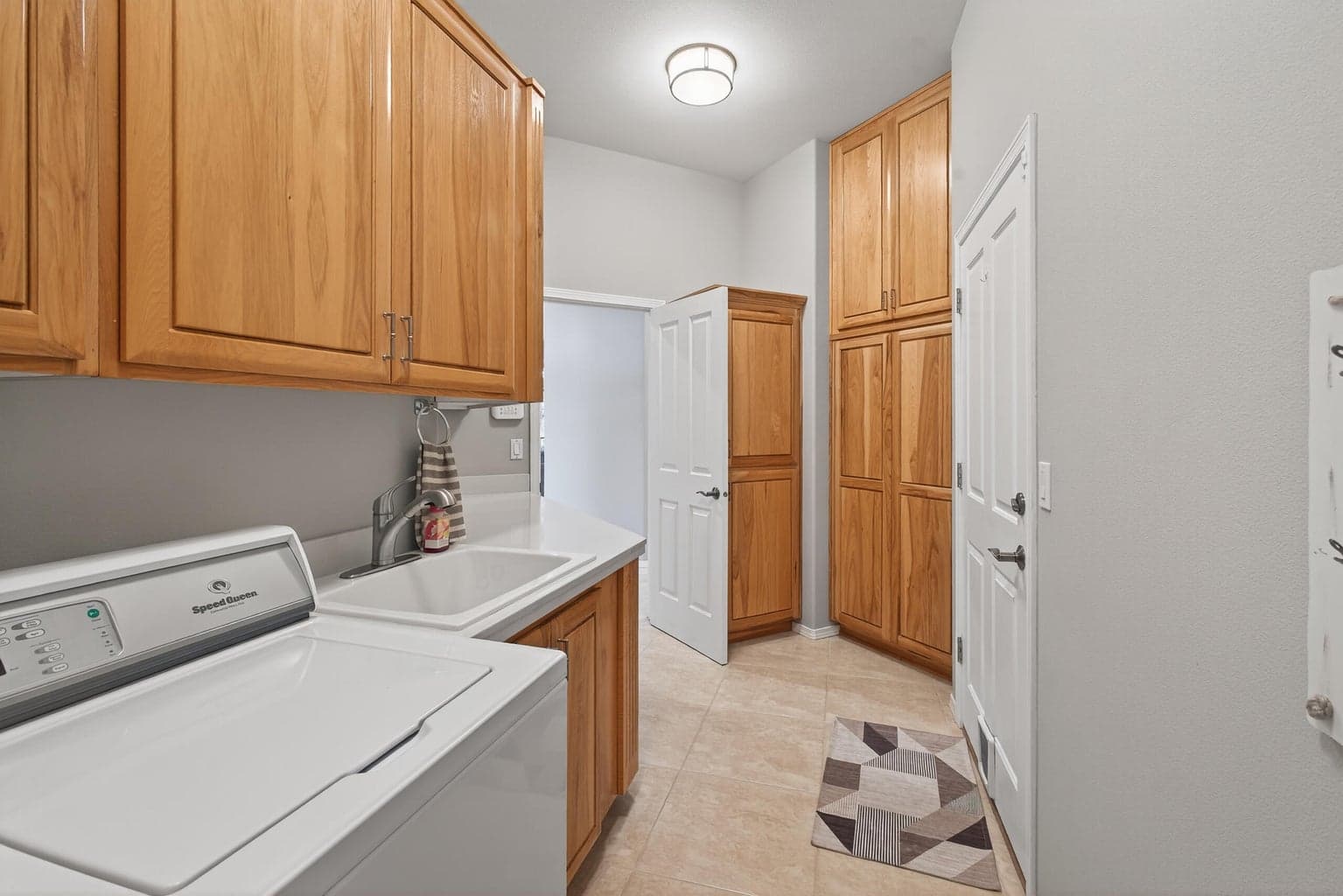 Photo of 1887 Turnstone Road 40 of 69