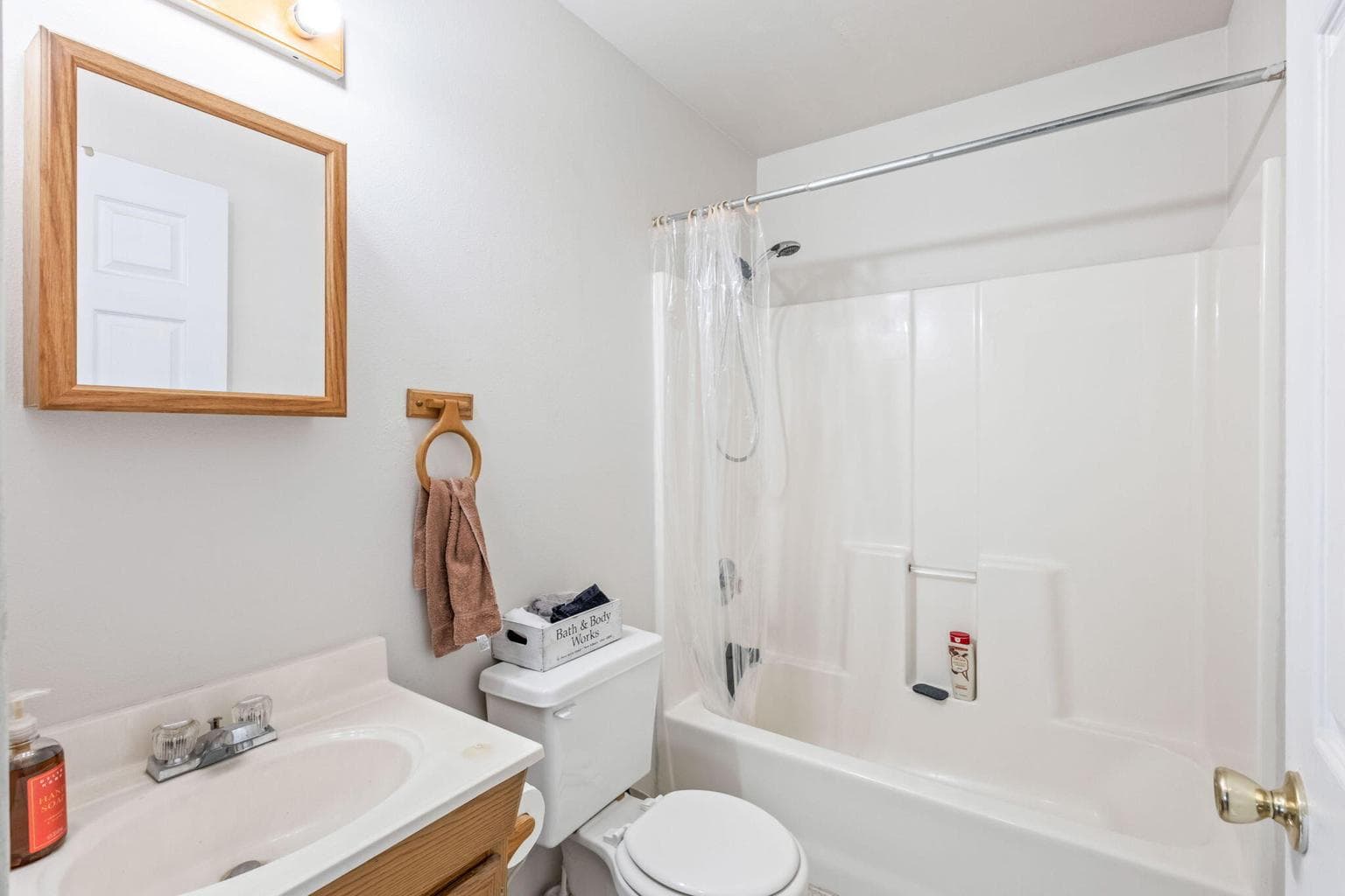 Photo of 2327 SW Black Butte Court 21 of 35