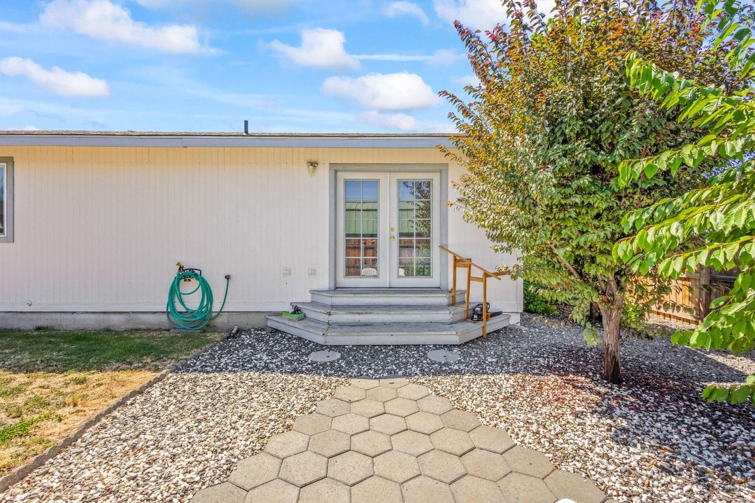 Photo of 2327 SW Black Butte Court 26 of 35