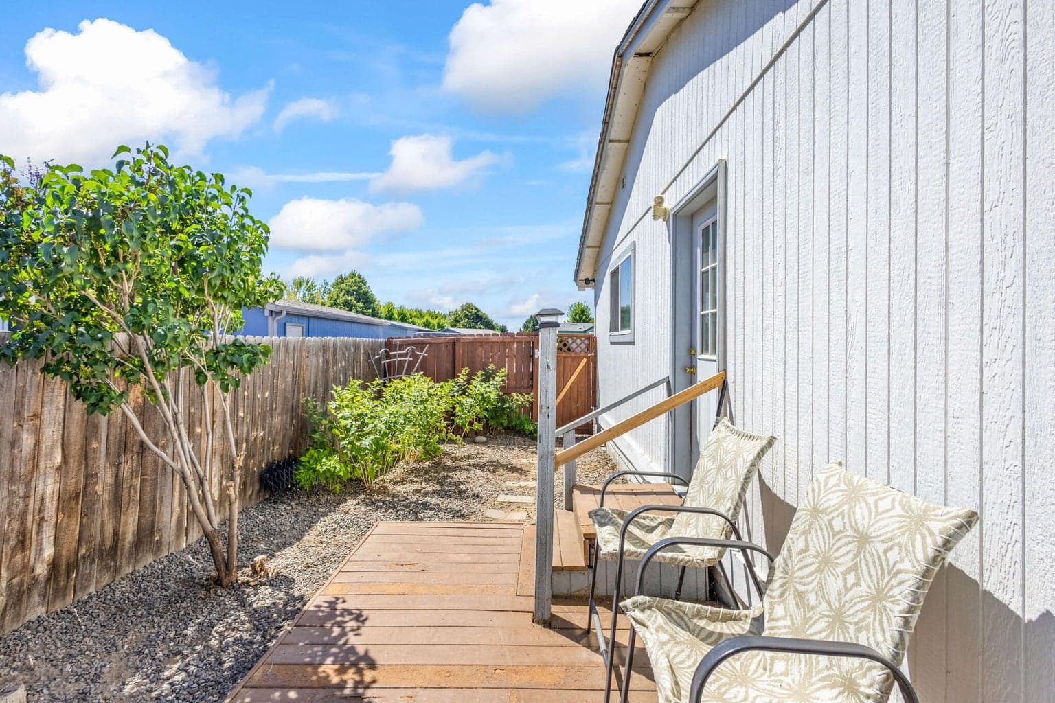 Photo of 2327 SW Black Butte Court 33 of 35