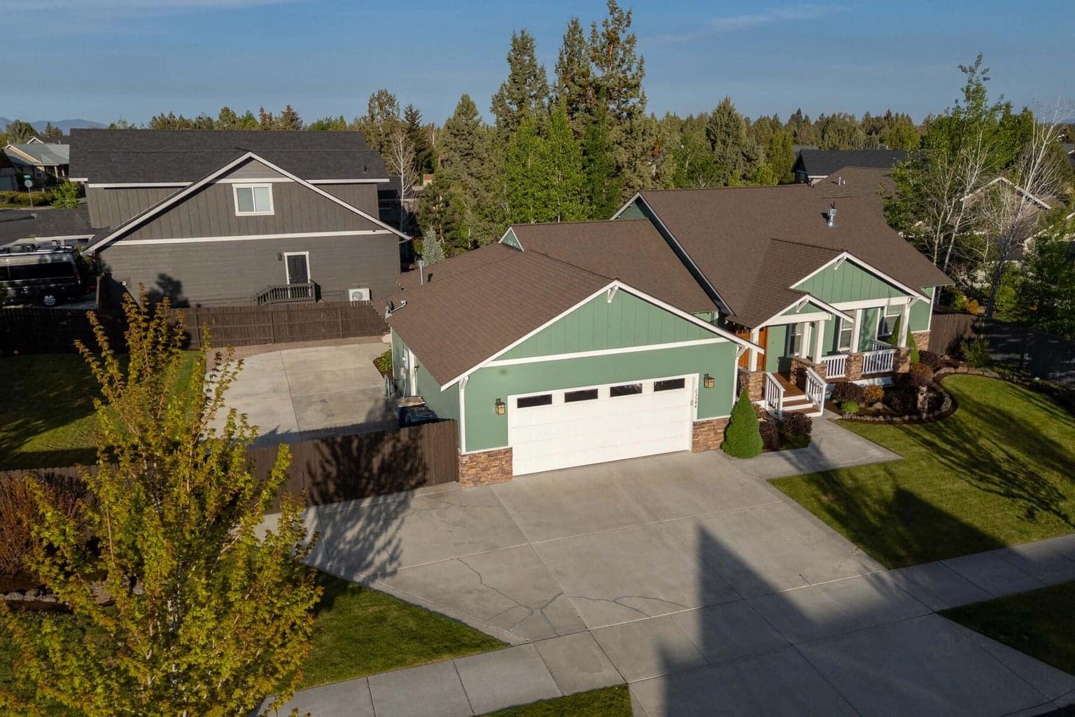 Photo of 63344 NE Stonewood Drive 20 of 33