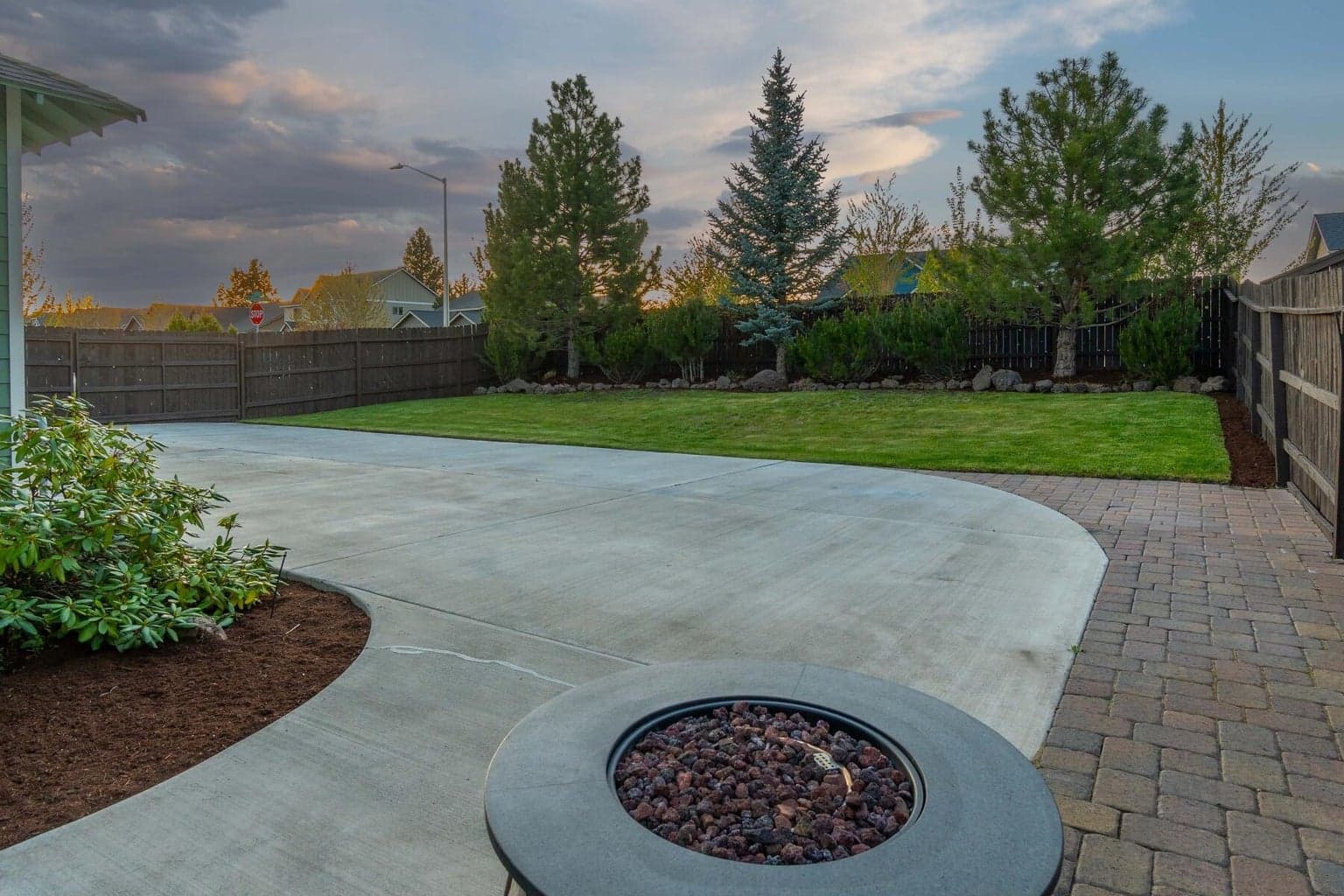 Photo of 63344 NE Stonewood Drive 23 of 33