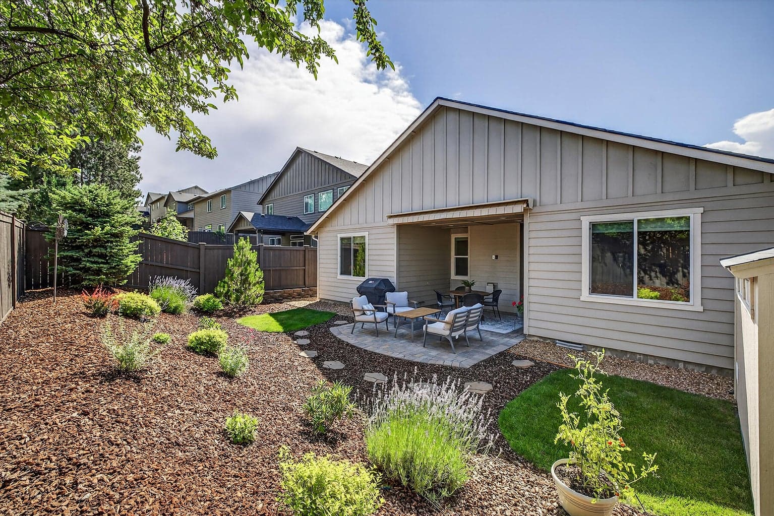 Photo of 1830 NE Janice Way 30 of 41