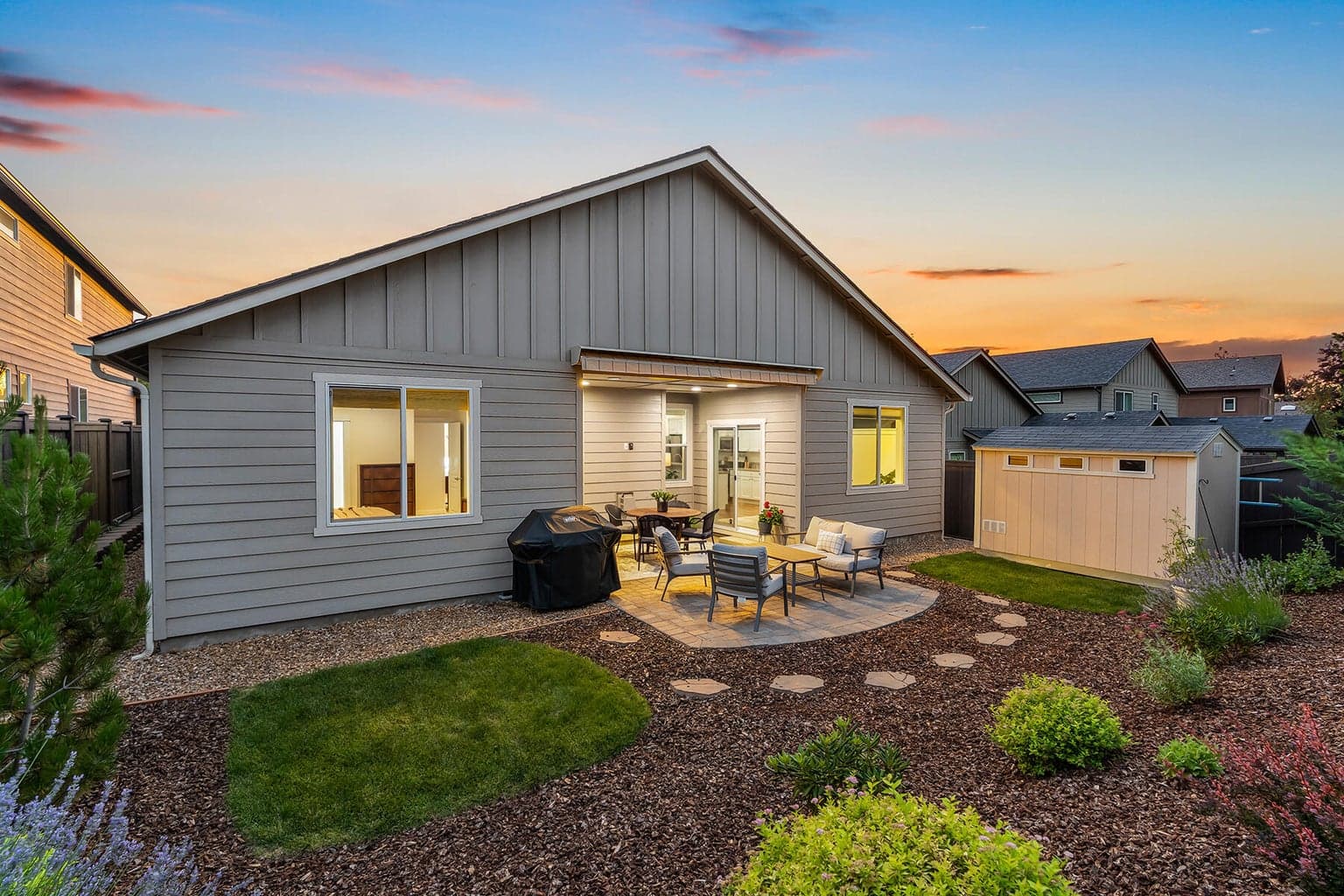 Photo of 1830 NE Janice Way 33 of 41