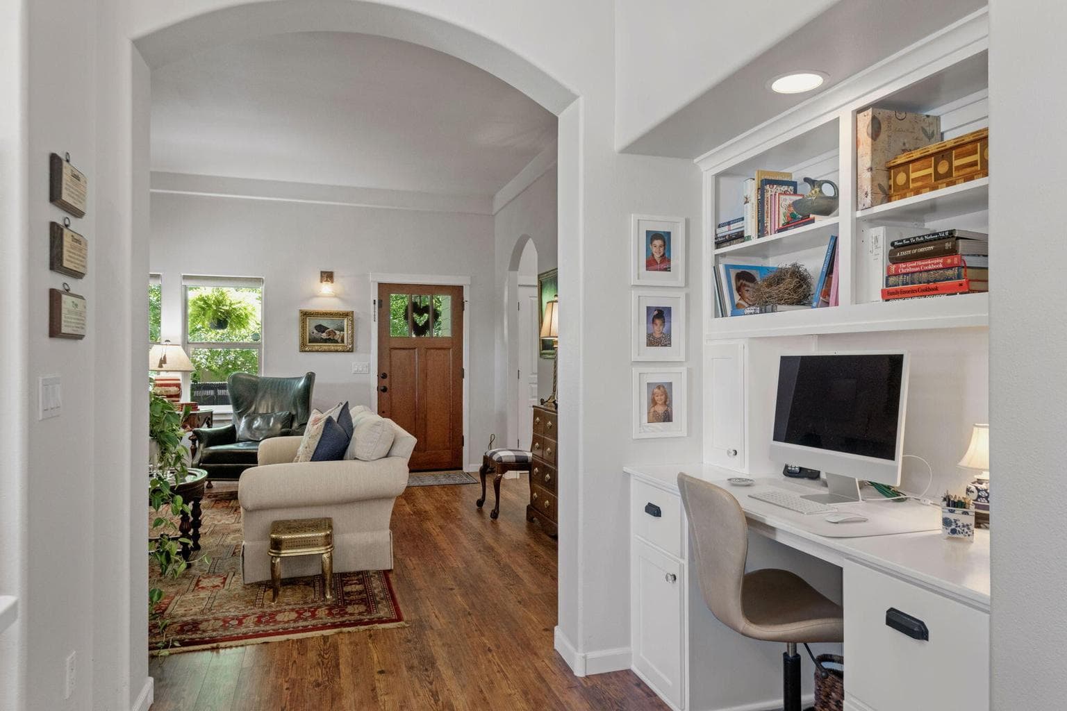 Photo of 955 NW 17th Street 12 of 43