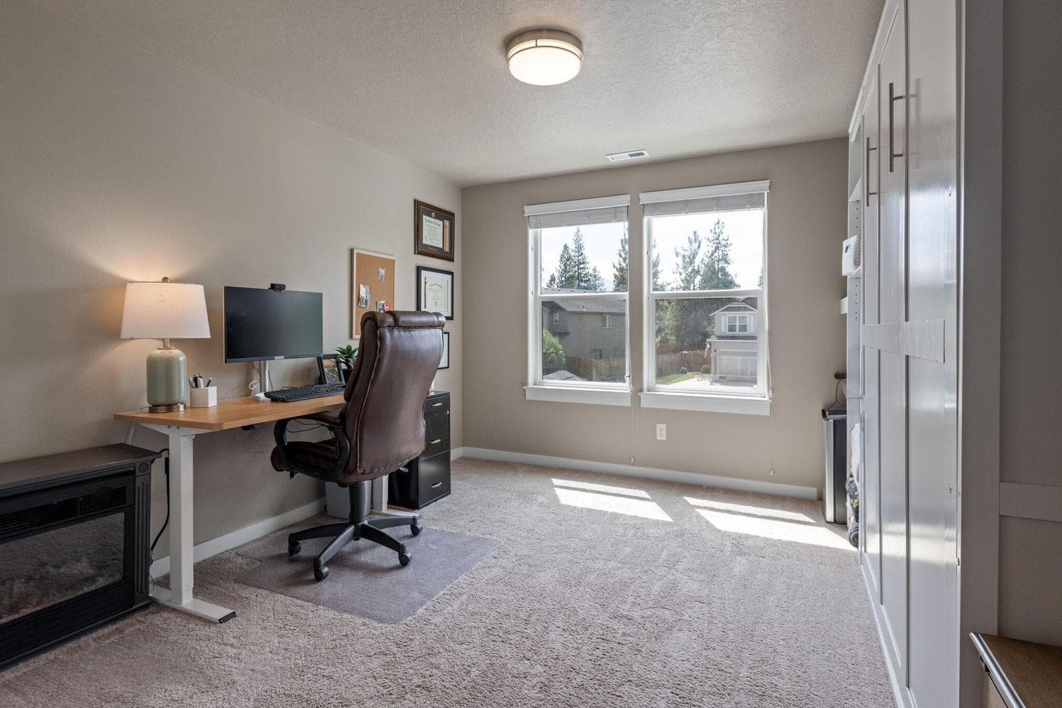 Photo of 732 N Roundhouse Court 24 of 37