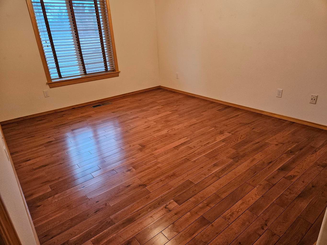 Photo of 4477 NE Walnut Avenue 15 of 26