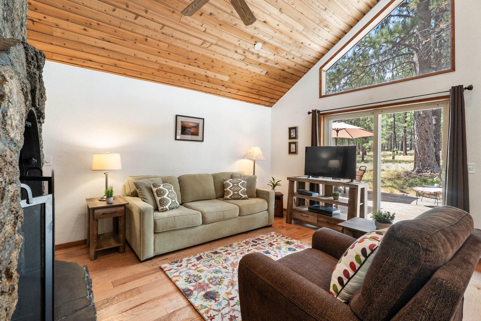 Photo of 17988 Dogwood Lane 15 of 34