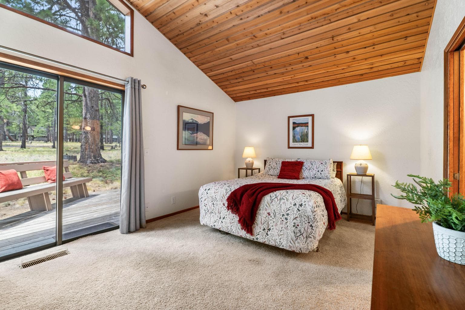 Photo of 17988 Dogwood Lane 20 of 34