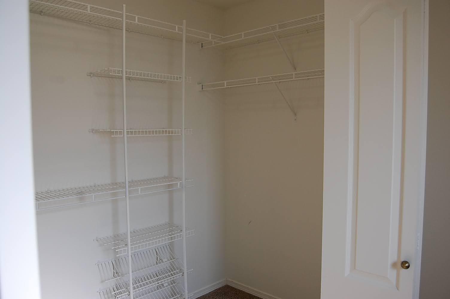 Photo of 799 NE Quince Avenue 20 of 31