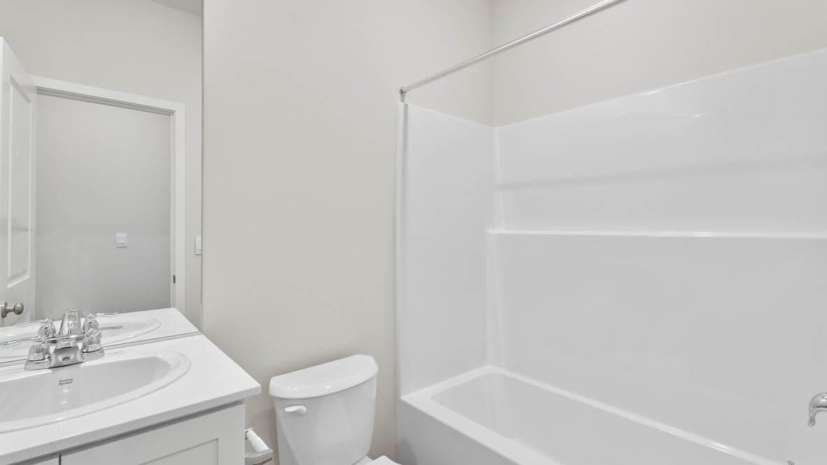 Photo of 61160 Splendor Lane 10 of 26
