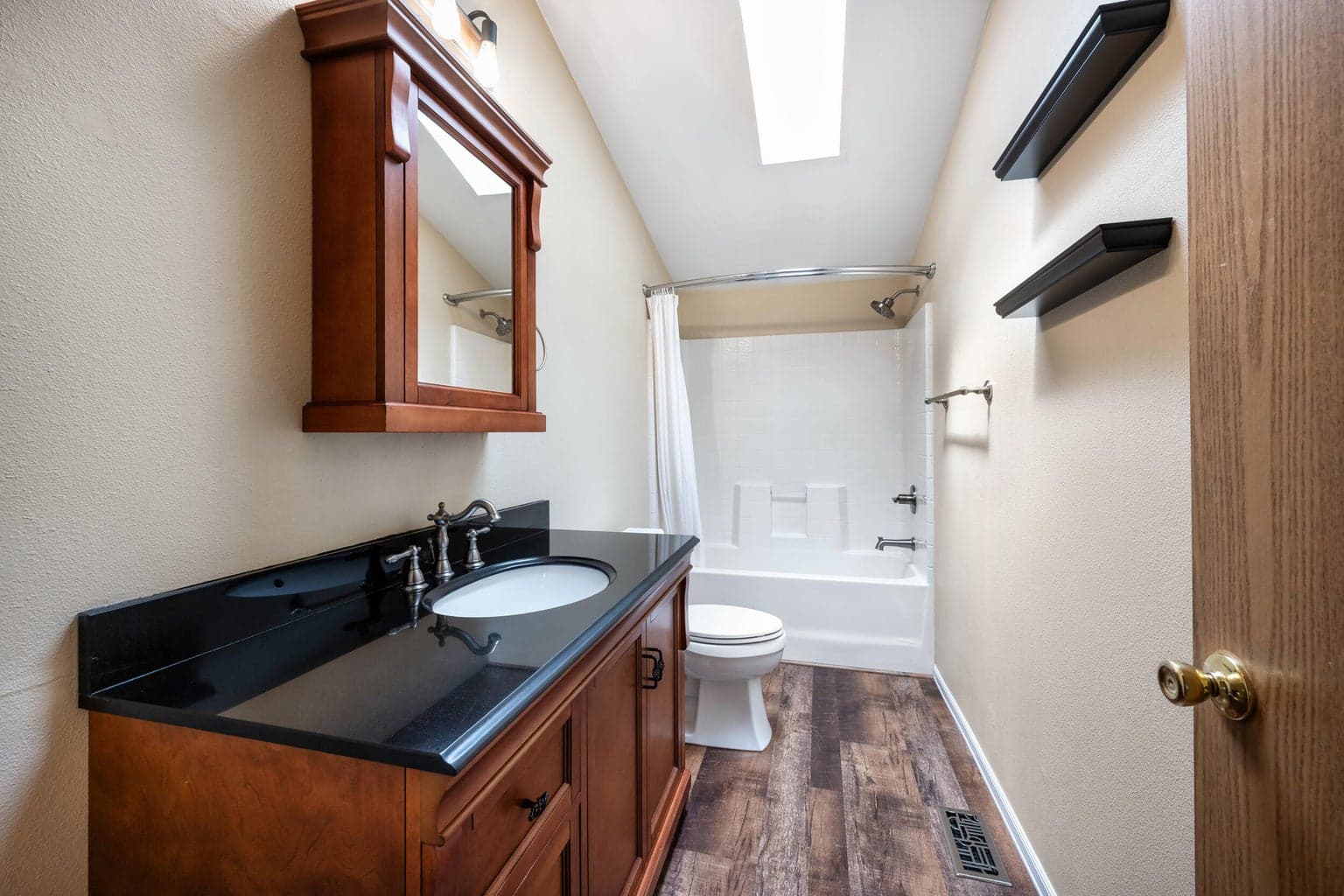 Photo of 16173 North Drive 11 of 26