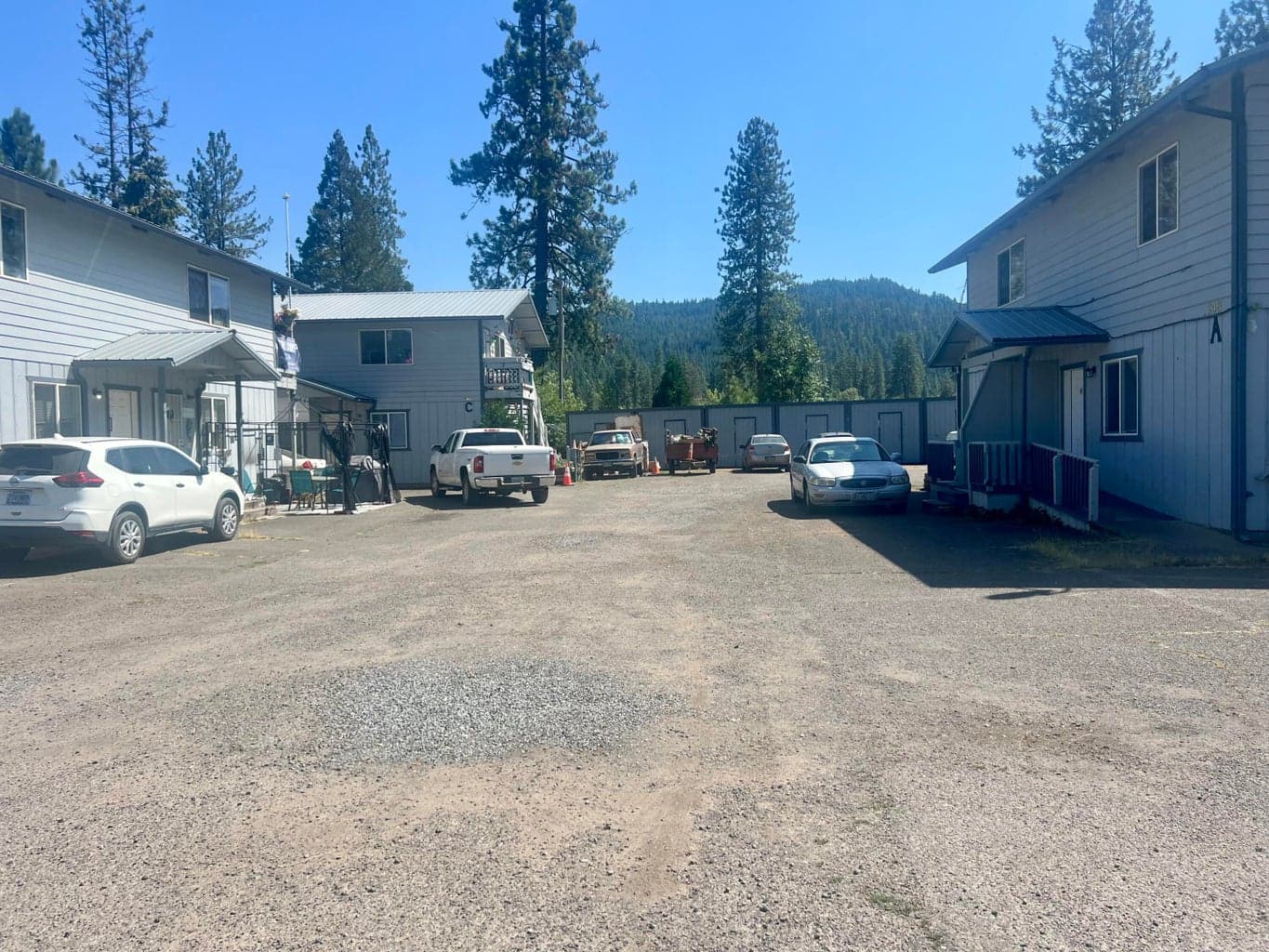 Photo of 248 South 3 of 13