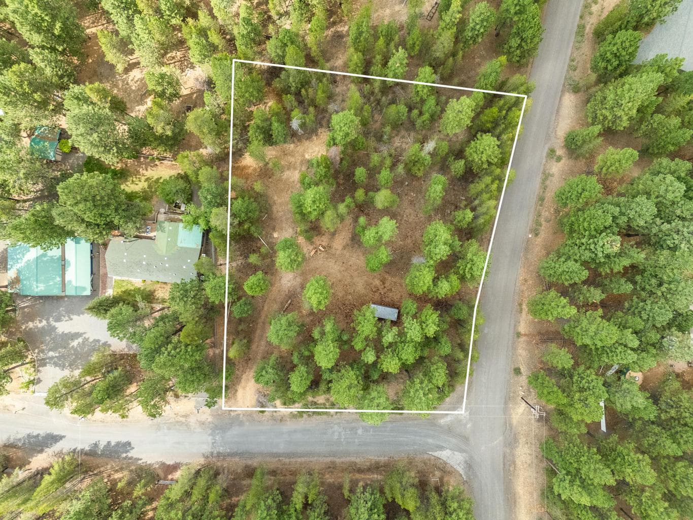 Photo of 15692 Woodgreen Court 8 of 16