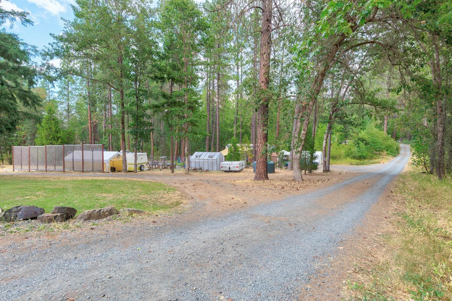 Photo of 4529 Evans Creek 4 of 18