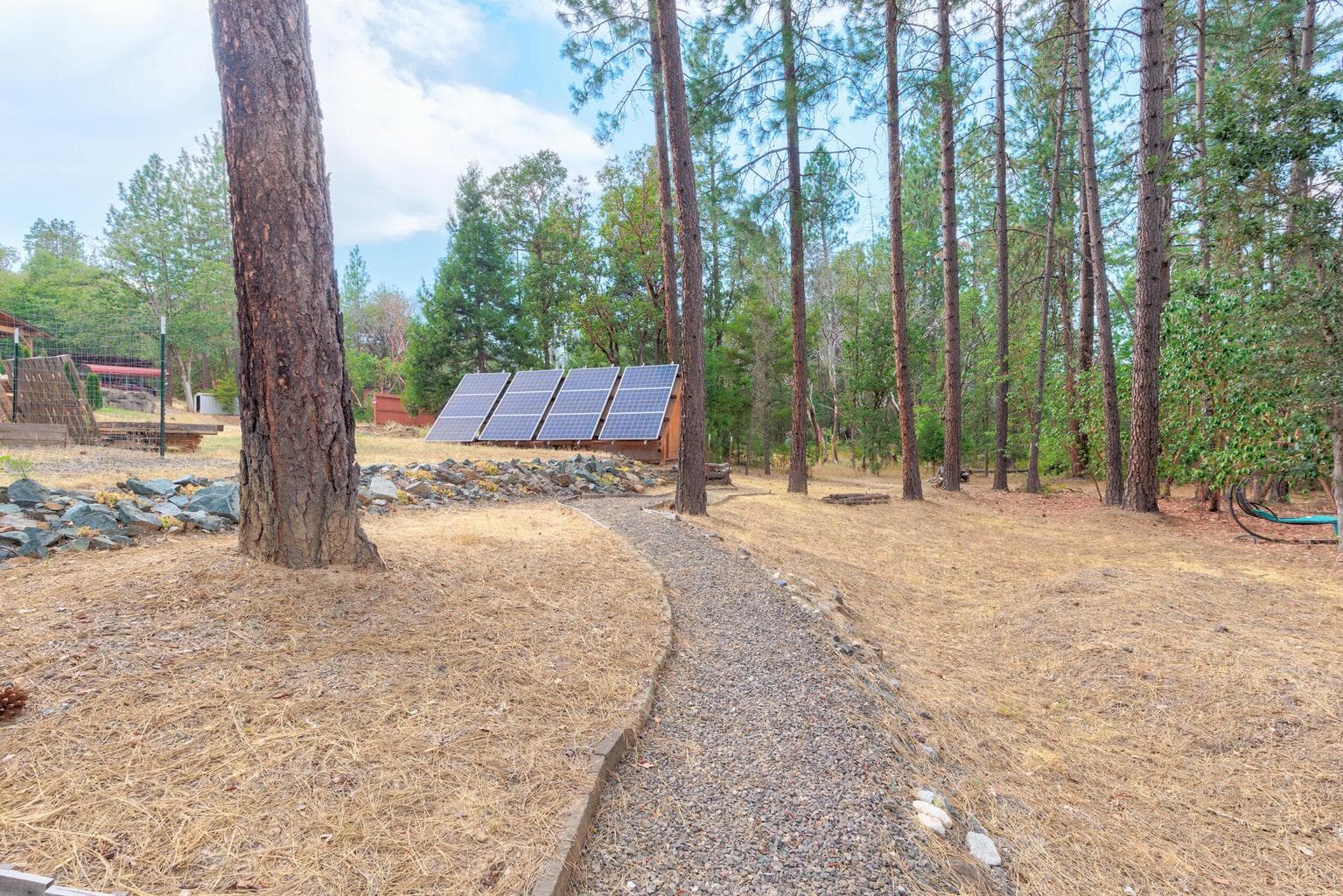 Photo of 4529 Evans Creek 1 of 18