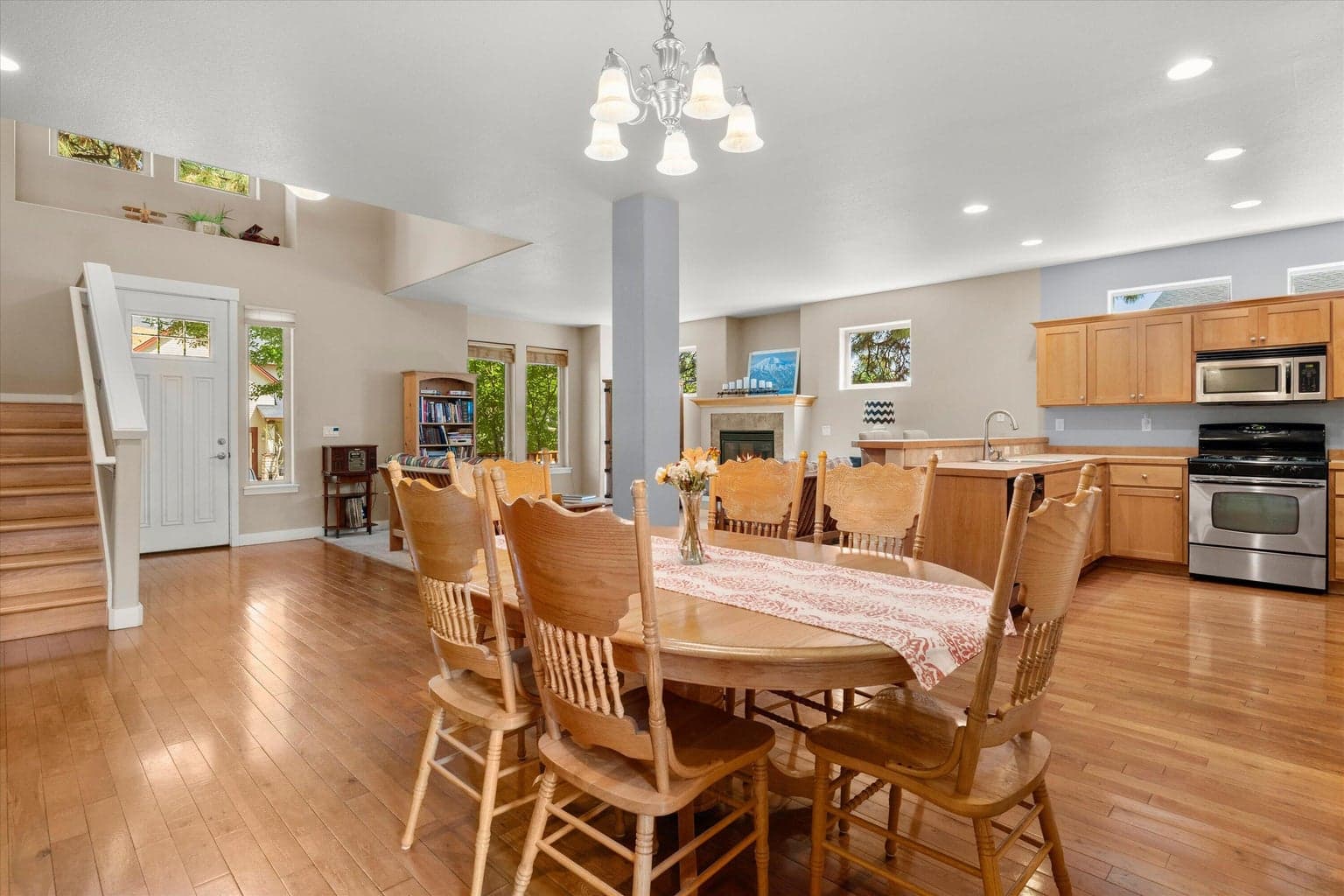 Dining Room, looking toward Great Room.