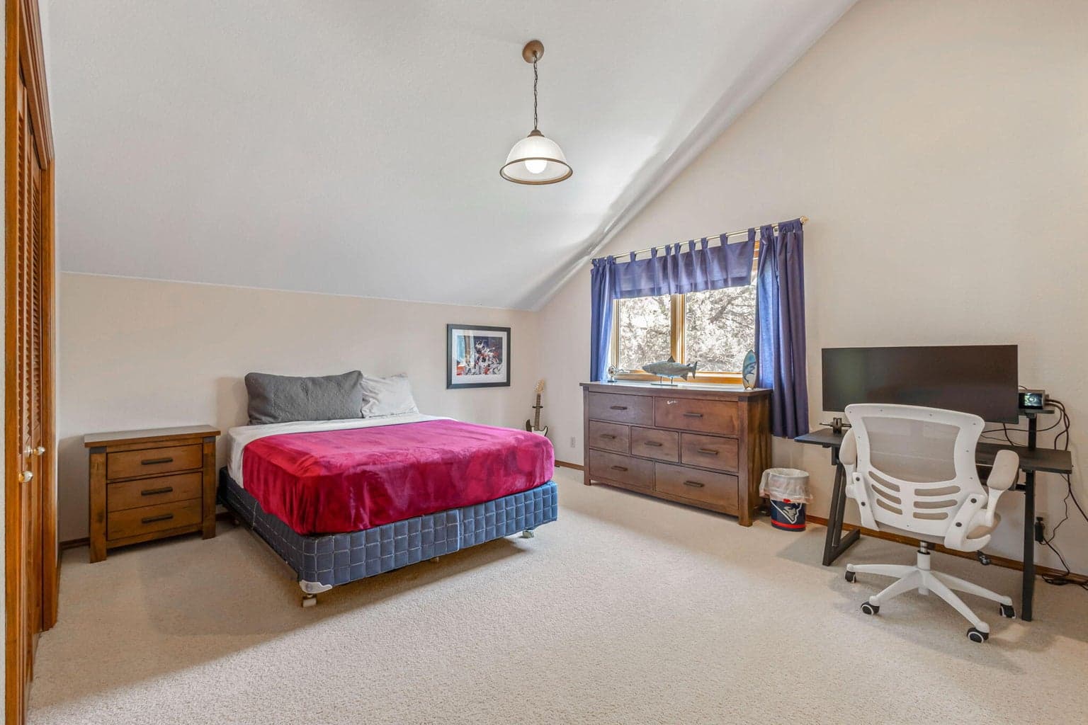 Photo of 21897 Obsidian Avenue 16 of 61