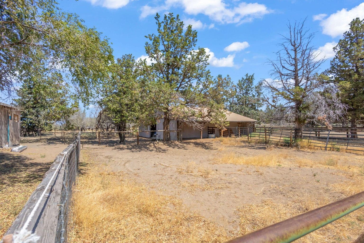 Photo of 21897 Obsidian Avenue 26 of 61