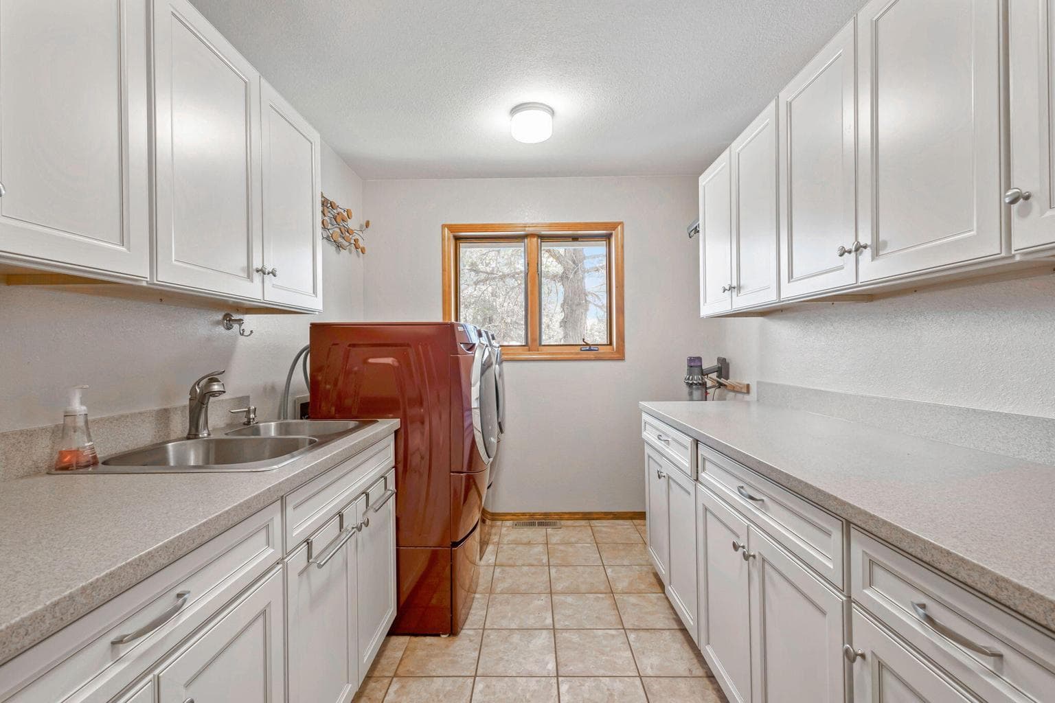 Photo of 21897 Obsidian Avenue 46 of 61