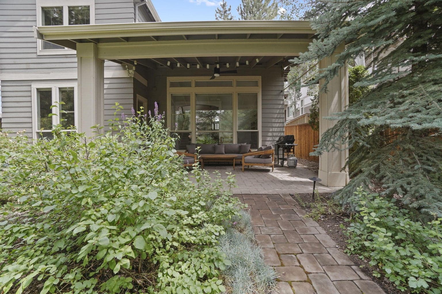 Photo of 2681 NW Nordeen Way 45 of 64