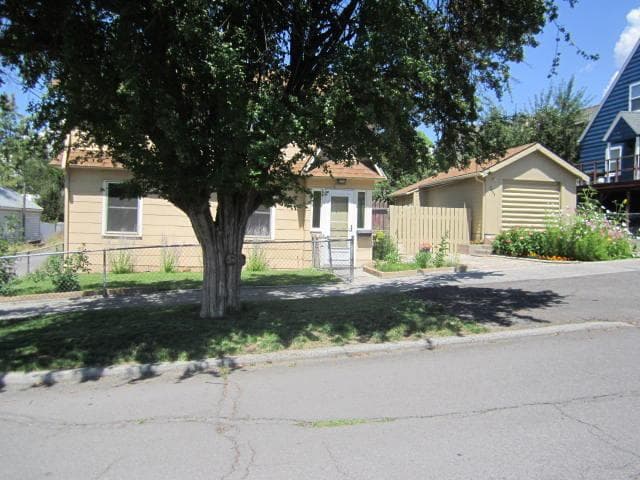 Photo of 1885 Portland 2 of 66