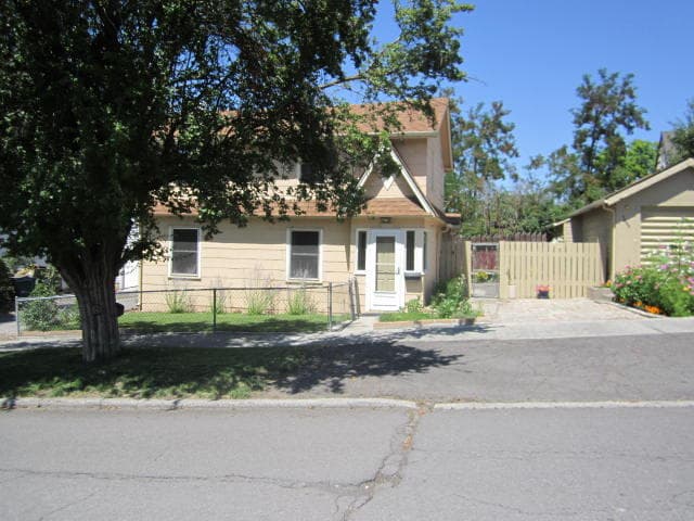 Photo of 1885 Portland 3 of 66