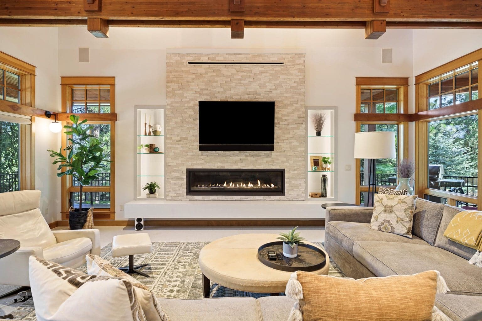 Photo of 2537 NW Champion Circle 12 of 81