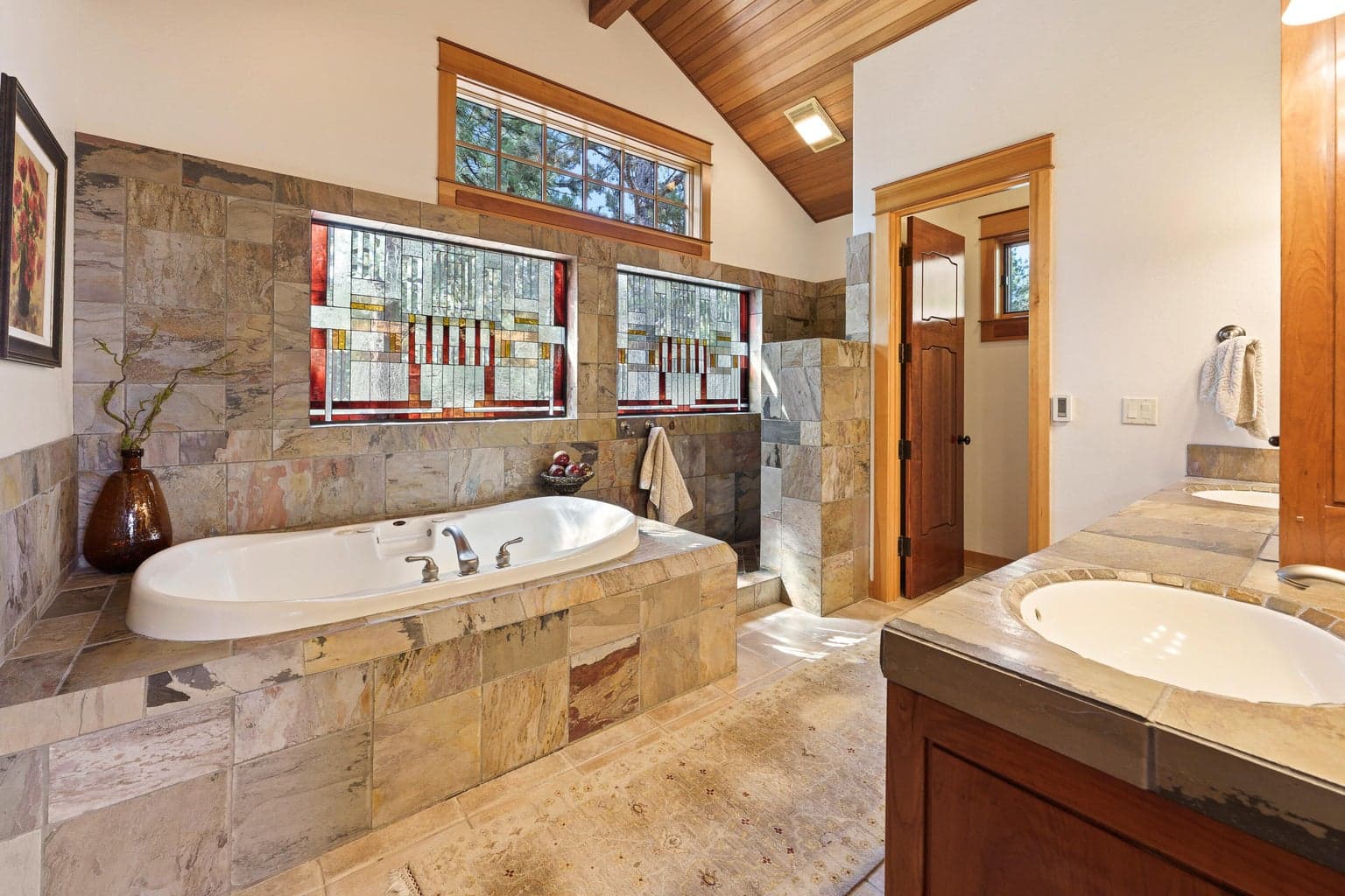Photo of 2537 NW Champion Circle 36 of 81