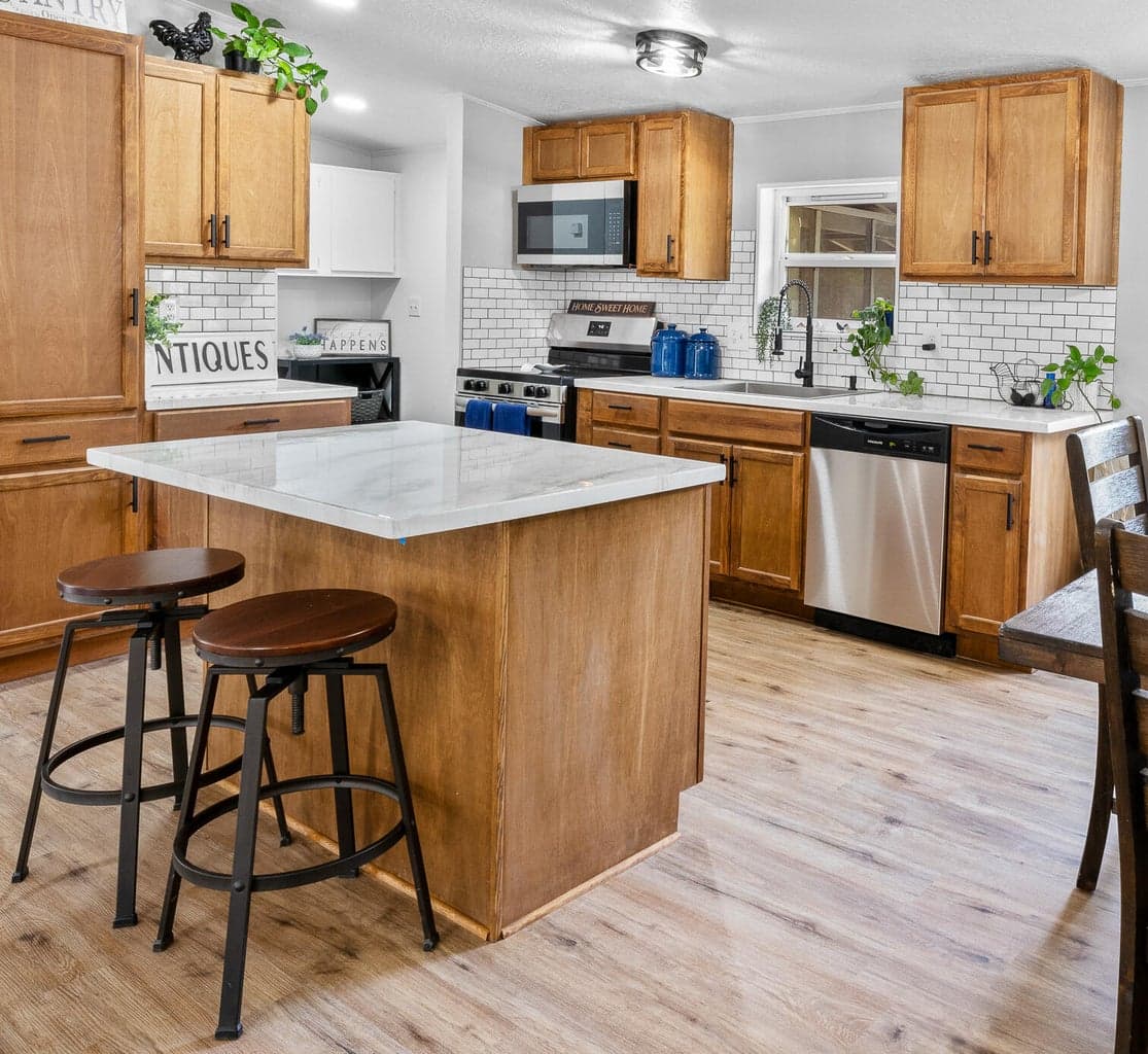 Photo of 16076 Blackfeather Lane 10 of 40