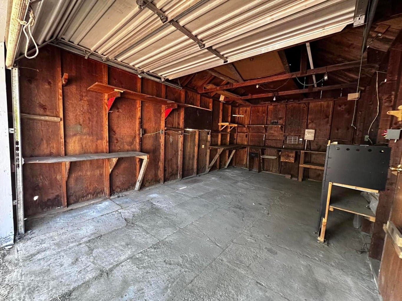 Photo of 16076 Blackfeather Lane 28 of 40