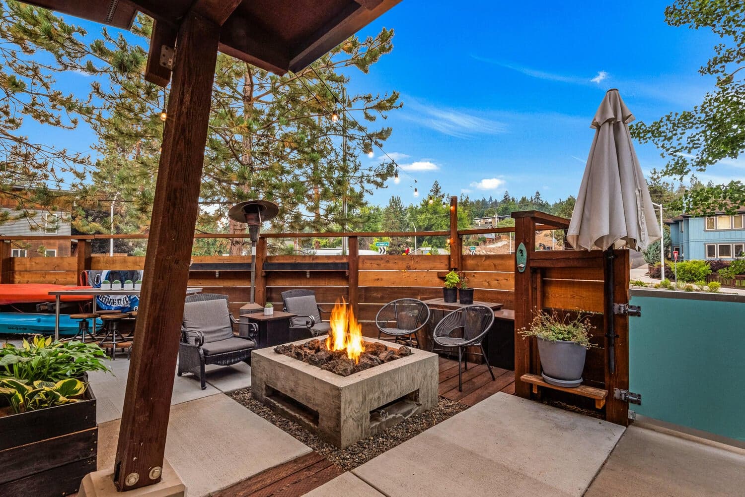 Photo of 1393 Newport 5 of 28