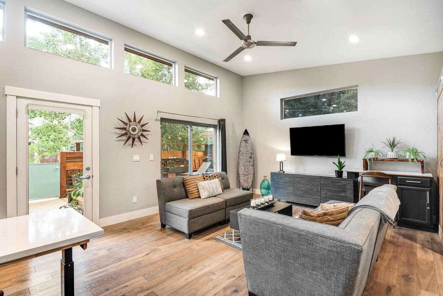 Photo of 1393 NW Newport Avenue 8 of 28