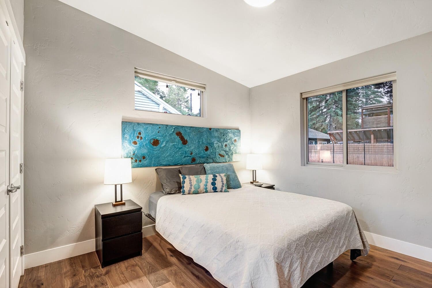 Photo of 1393 NW Newport Avenue 17 of 28